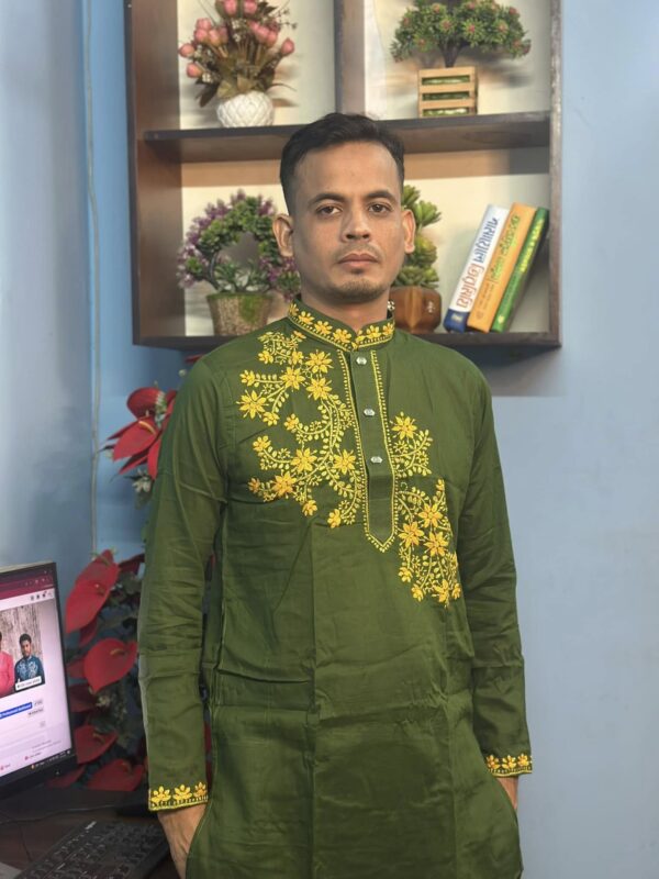 হাতের কাজ করা পাঞ্জাবী -সম্পূর্ণ ইউনিক ডিজাইন।
